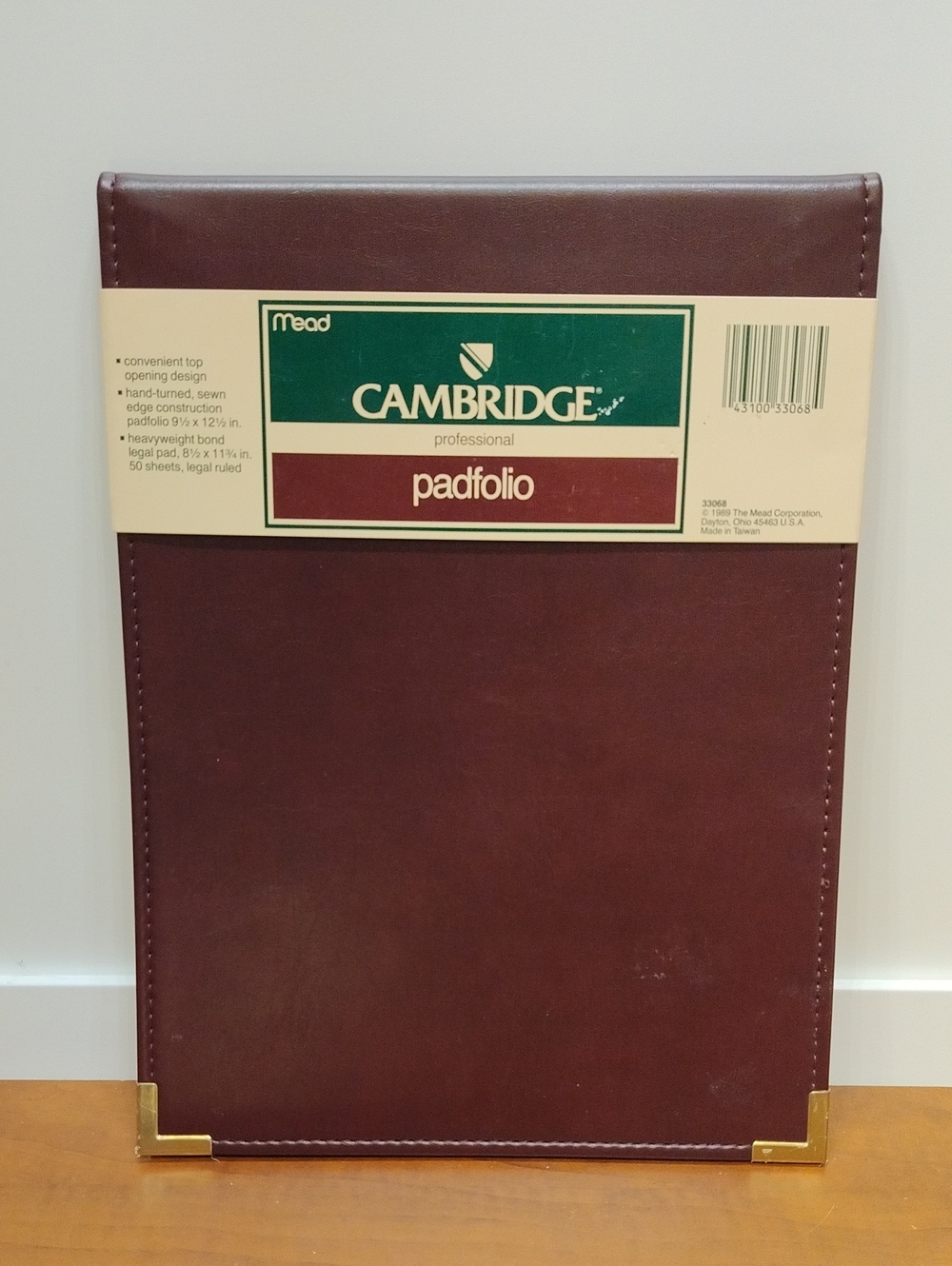 Vintage (1989) Cambridge Professional Padfolio By Mead- Brown